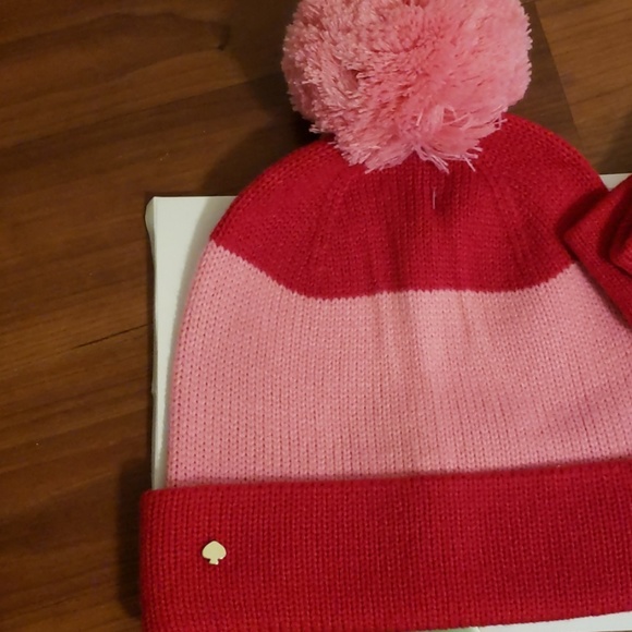 New w/ tags Kate Spade Hat & Gloves set - Picture 4 of 6